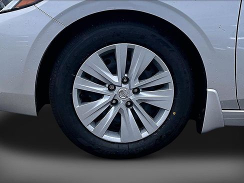 Used 2023 Nissan Sentra S FWD image 7