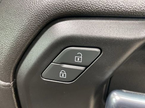 Used 2019 Chevrolet Silverado 1500 RST w/ All-Star Edition AWD/4WD image 27