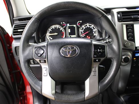 Used 2022 Toyota 4Runner Limited image 8