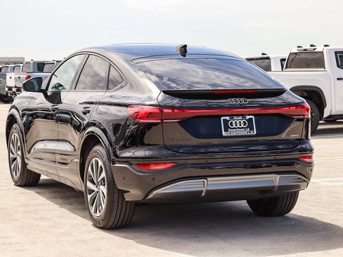 New 2027 Audi Q6 e-tron Premium AWD/4WD image 6