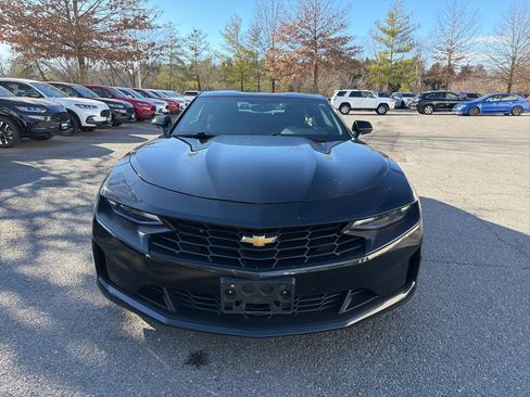 Used 2023 Chevrolet Camaro LT image 2