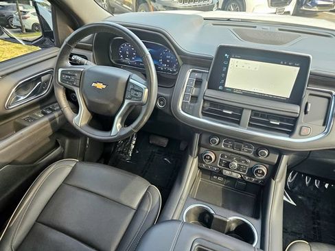 Used 2023 Chevrolet Tahoe Premier AWD/4WD image 30