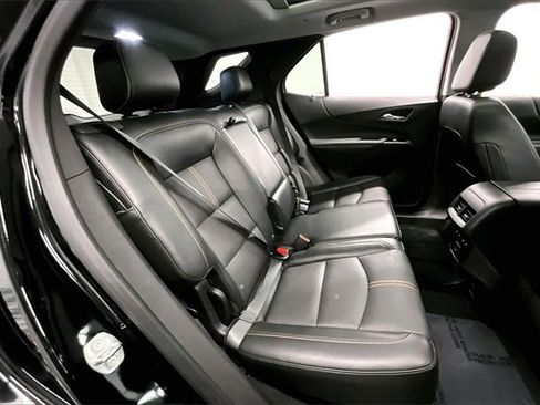 Used 2023 Chevrolet Equinox Premier image 23