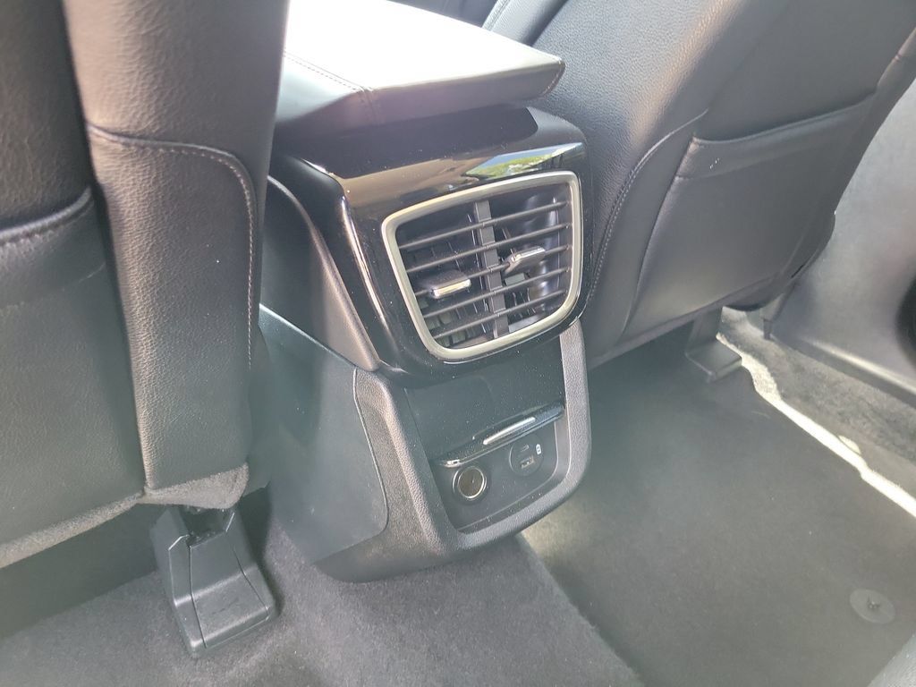 Used 2022 Lincoln Nautilus FWD w/ Premium Package image 12