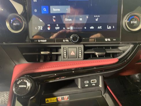 Certified 2026 Lexus NX 350 AWD w/ Accessory Package (2T) image 22