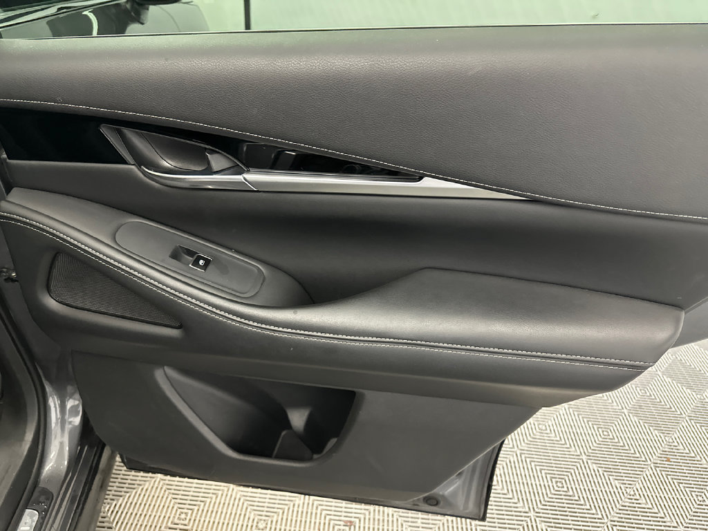 Used 2023 INFINITI QX60 Pure AWD/4WD image 18