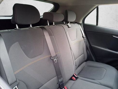 Used 2023 Kia Niro LX FWD image 16