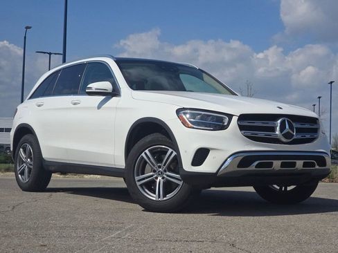 Certified 2021 Mercedes-Benz GLC 300 4MATIC image 2