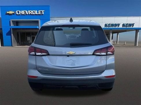 Certified 2024 Chevrolet Equinox LS w/ Driver Confidence II Package FWD image 8