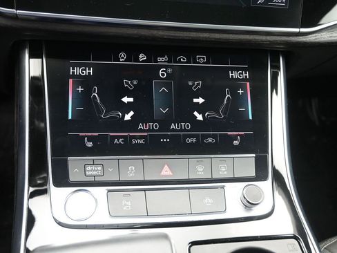 Used 2019 Audi Q8 Premium w/ Towing Package image 20