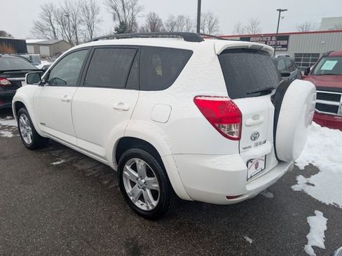 Used 2007 Toyota RAV4 Sport image 2