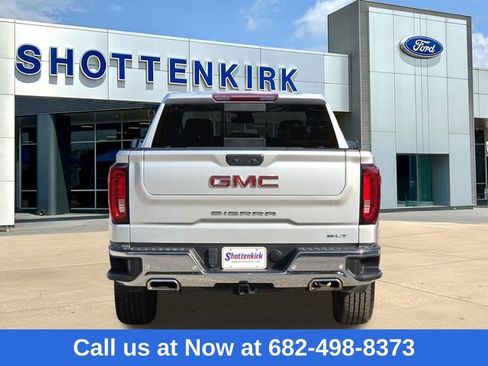 Used 2022 GMC Sierra 1500 SLT image 7