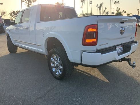Certified 2022 RAM 2500 Limited w/ Body Color Bumper Group AWD/4WD image 9