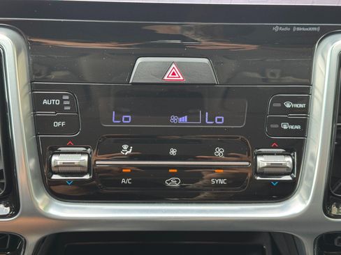 Used 2022 Kia Sorento SX AWD/4WD image 28