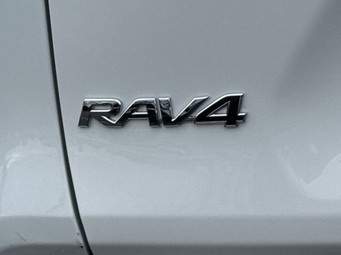 Certified 2024 Toyota RAV4 XLE FWD image 9