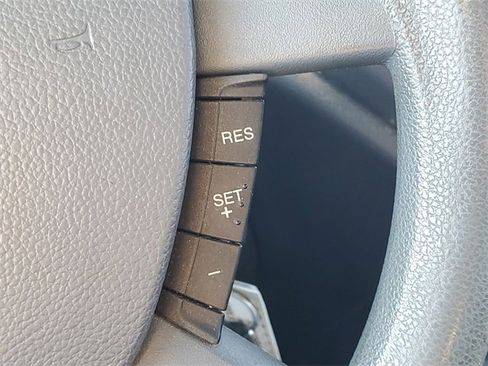 Used 2013 Ford Transit Connect XLT image 19