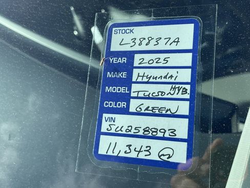 Used 2025 Hyundai Tucson SEL image 12