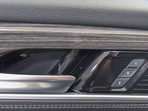 Used 2022 Jeep Wagoneer Series II w/ Convenience Group I image 18