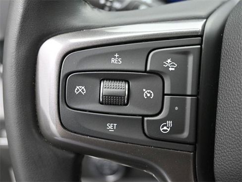 Used 2024 Chevrolet Silverado 2500 ZR2 w/ Technology Package image 26