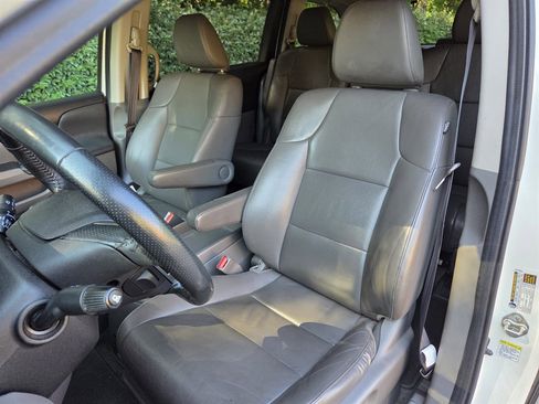 Used 2016 Honda Odyssey EX-L image 25
