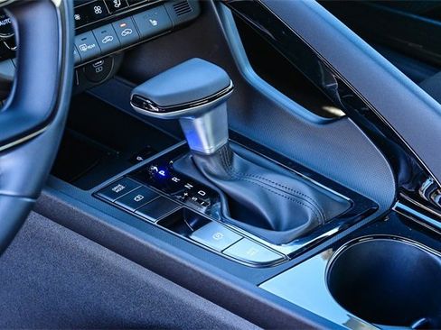 New 2026 Hyundai Elantra SEL Sport image 24