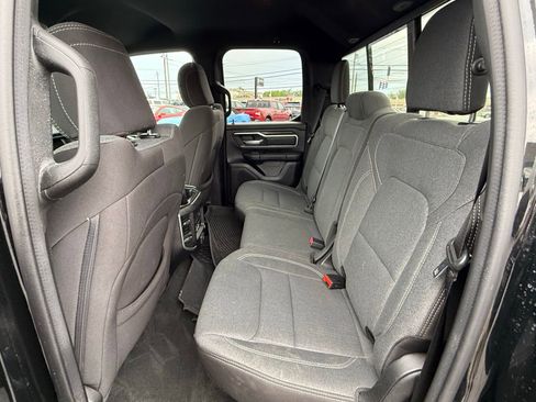Used 2022 RAM 1500 Big Horn AWD/4WD image 13