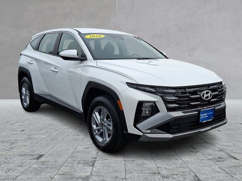 Used 2026 Hyundai Tucson SE AWD/4WD image 3