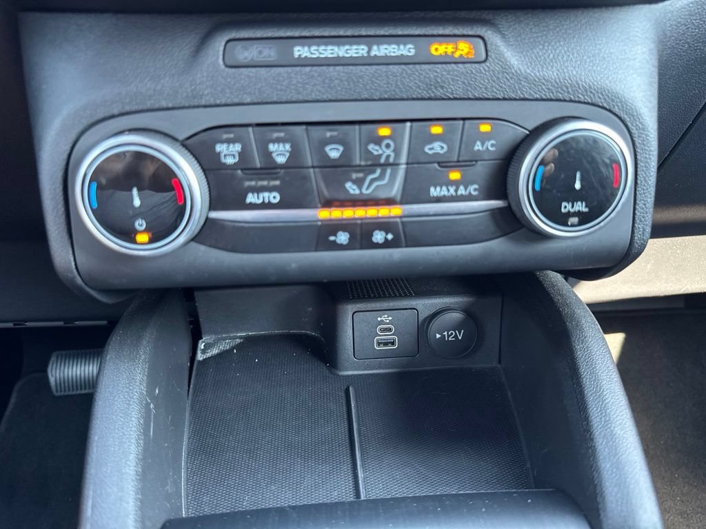 Used 2026 Ford Escape ST-Line AWD/4WD image 12