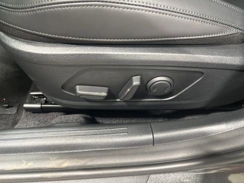 New 2026 Kia K5 EX image 10