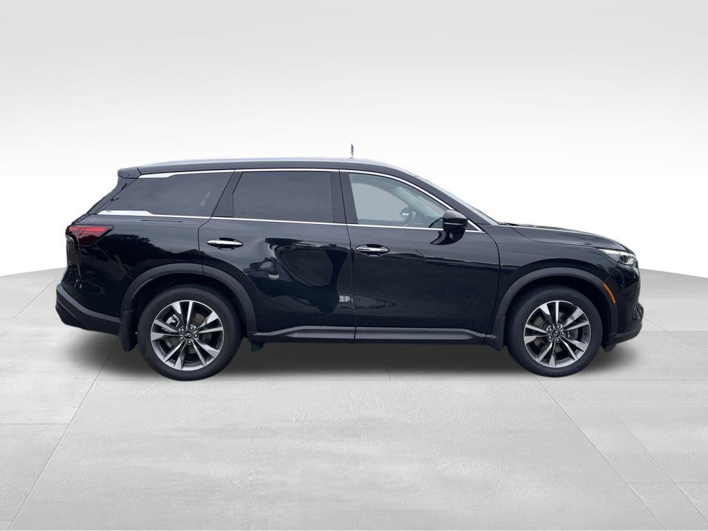Used 2023 INFINITI QX60 Luxe w/ Cargo Package AWD/4WD image 7