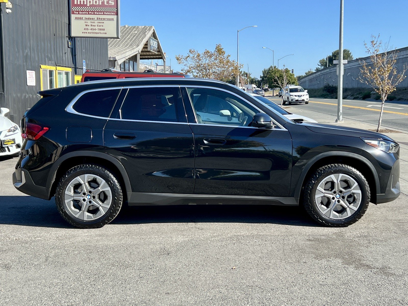 Used 2023 BMW X1 xDrive28i w/ Convenience Package AWD/4WD image 4