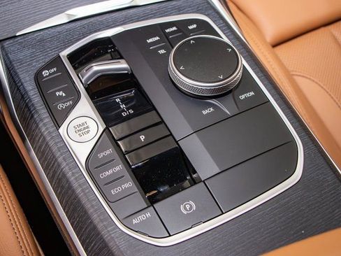 Used 2025 BMW 430i xDrive Coupe w/ Premium Package image 19