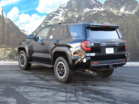 New 2026 Toyota 4Runner TRD Off-Road image 3