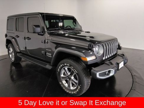 Used 2021 Jeep Wrangler Unlimited Sahara w/ Uconnect 4C Nav & Sound Group image 3