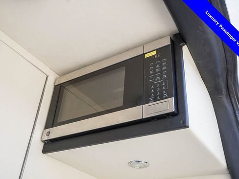 Used 2024 Mercedes-Benz Sprinter 2500 image 95