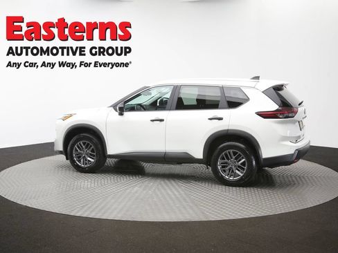 Used 2024 Nissan Rogue S AWD/4WD image 62