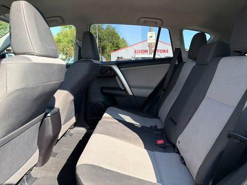 Used 2015 Toyota RAV4 LE FWD image 11