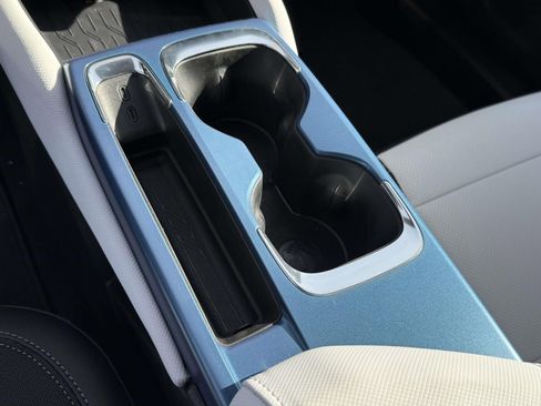 New 2026 Chevrolet Equinox EV LT image 12