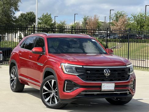 Used 2025 Volkswagen Atlas Cross Sport SEL Premium R-Line AWD/4WD image 2