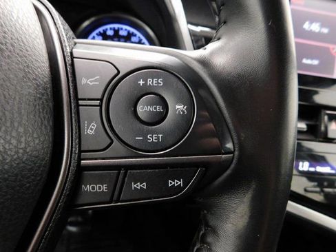 Used 2022 Toyota Camry SE image 39