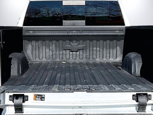 Used 2021 Chevrolet Silverado 1500 LTZ image 25