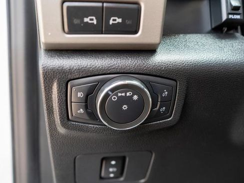 Used 2020 Ford F250 Lariat AWD/4WD image 23