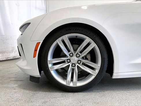 Used 2018 Chevrolet Camaro LT w/ RS Package image 6