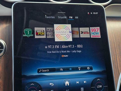 Used 2026 Mercedes-Benz GLC 300 4MATIC image 31