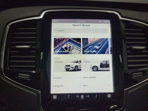 Used 2025 Volvo XC90 B5 Plus w/ Protection Package Premier image 10