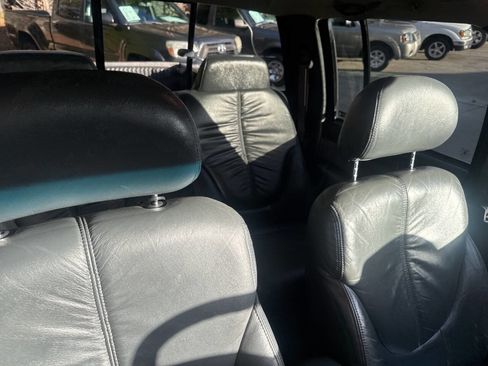 Used 2002 GMC Sonoma SLS w/ Marketing Option Pkg image 16