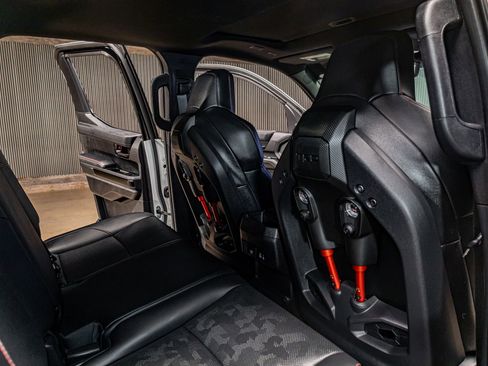 Used 2025 Toyota Tacoma TRD Pro AWD/4WD image 27