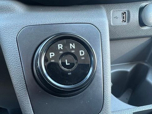 New 2024 Ford E-Transit Low Roof image 17