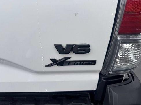 Used 2021 Toyota Tacoma TRD Off-Road w/ Technology Package RWD image 5