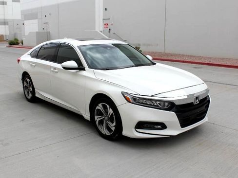 Used 2019 Honda Accord EX image 3